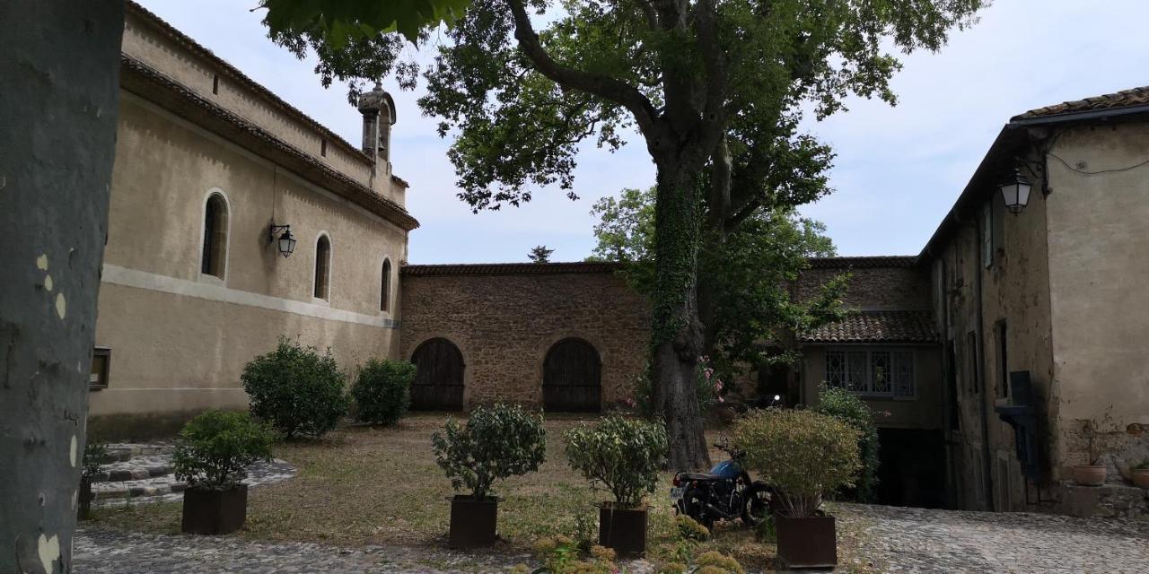Le Mimosa Bed & Breakfast Saint-Saturnin-de-Lucian Bagian luar foto