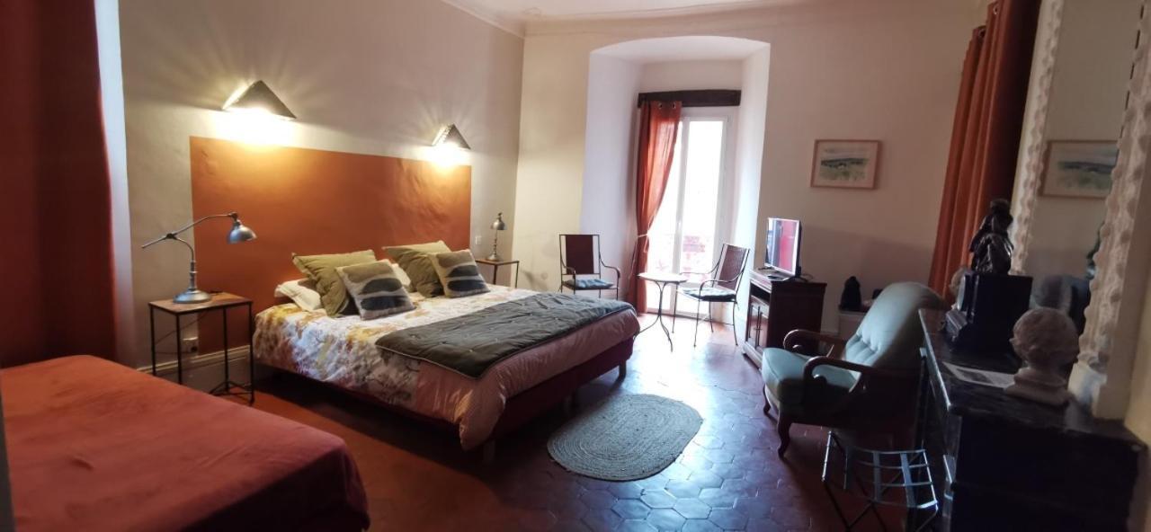Le Mimosa Bed & Breakfast Saint-Saturnin-de-Lucian Bagian luar foto